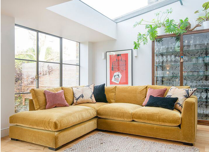 Wadenhoe Corner Sofa in Portland Velvet Brass